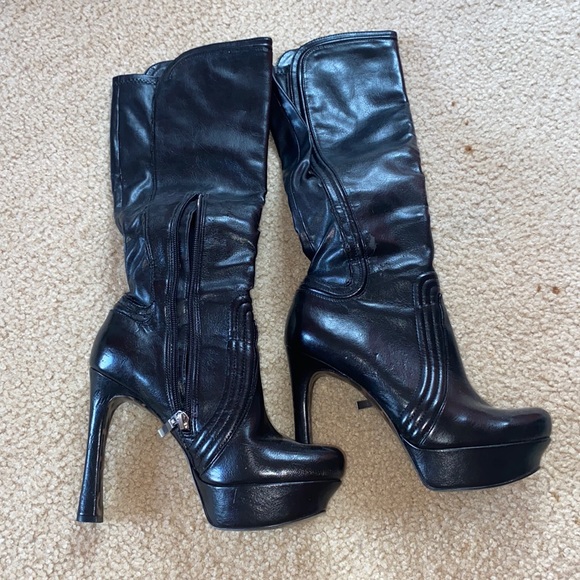Guess Shoes - platform high boots